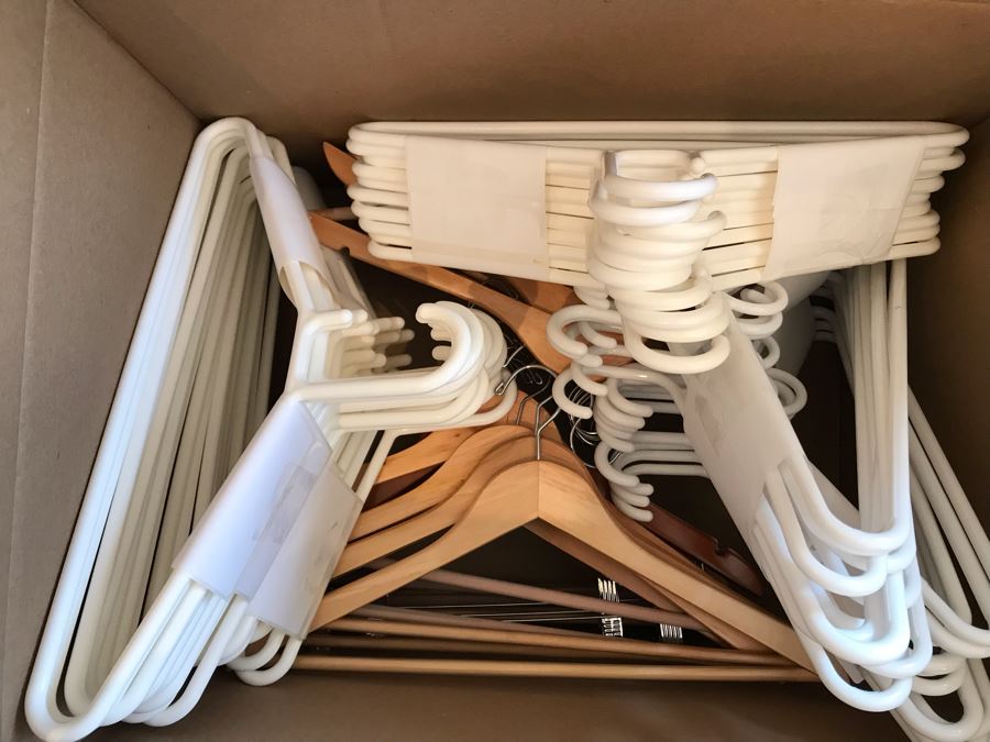 Wooden Clothes Hangers And New Plastic Hangers [Photo 4]