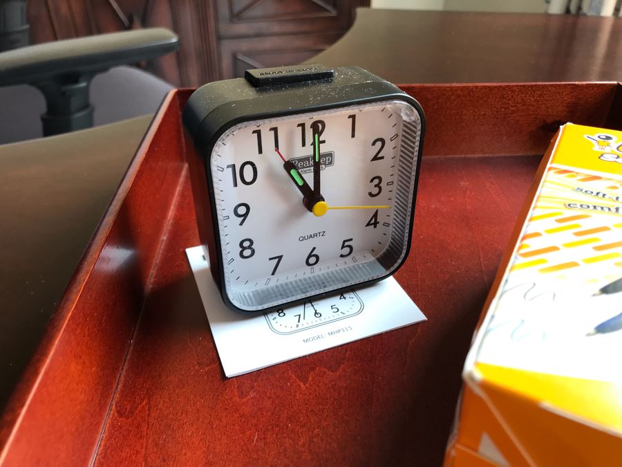 Ball Pens, Clock And Office Letter Tray [Photo 4]
