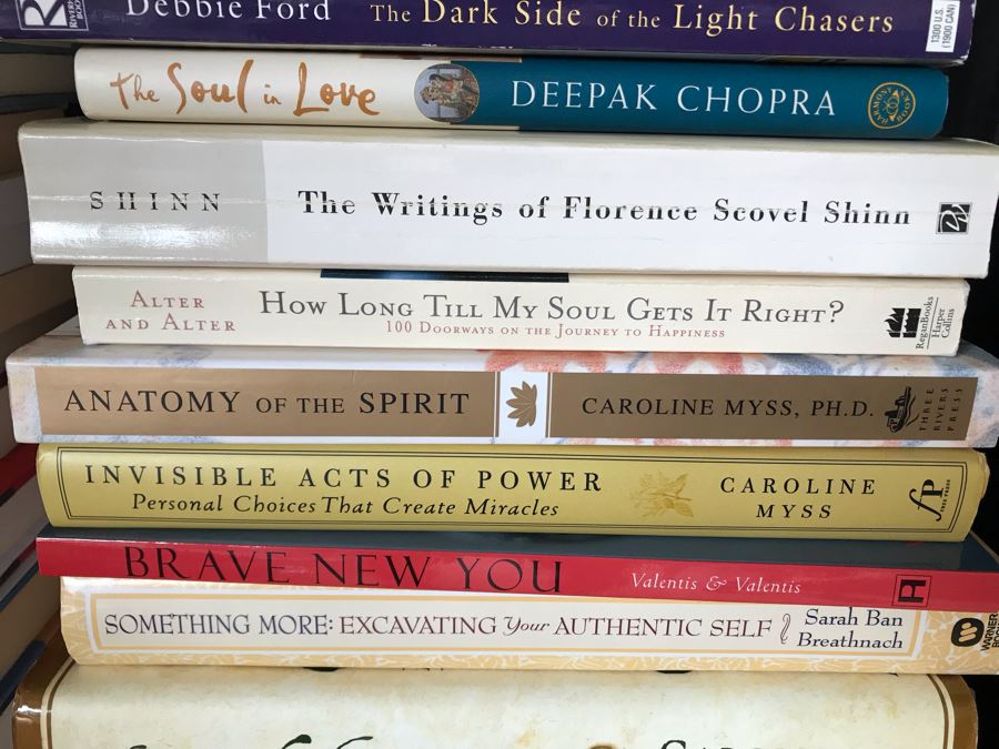 Book Lot 1 [Photo 7]