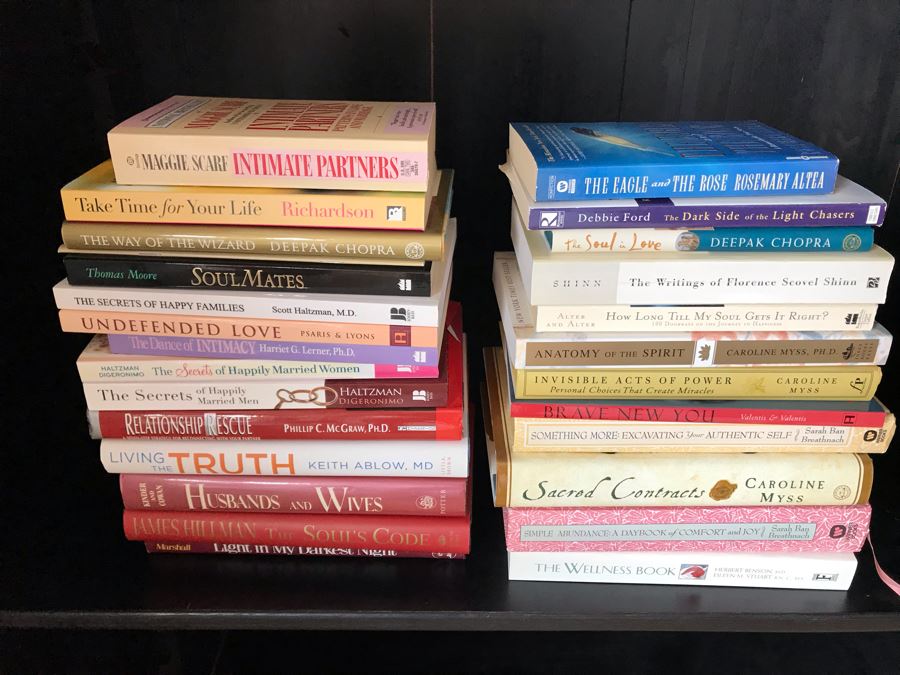 Book Lot 1 [Photo 3]