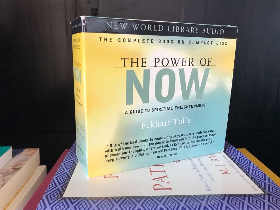 Book Lot 2 [Photo 10]