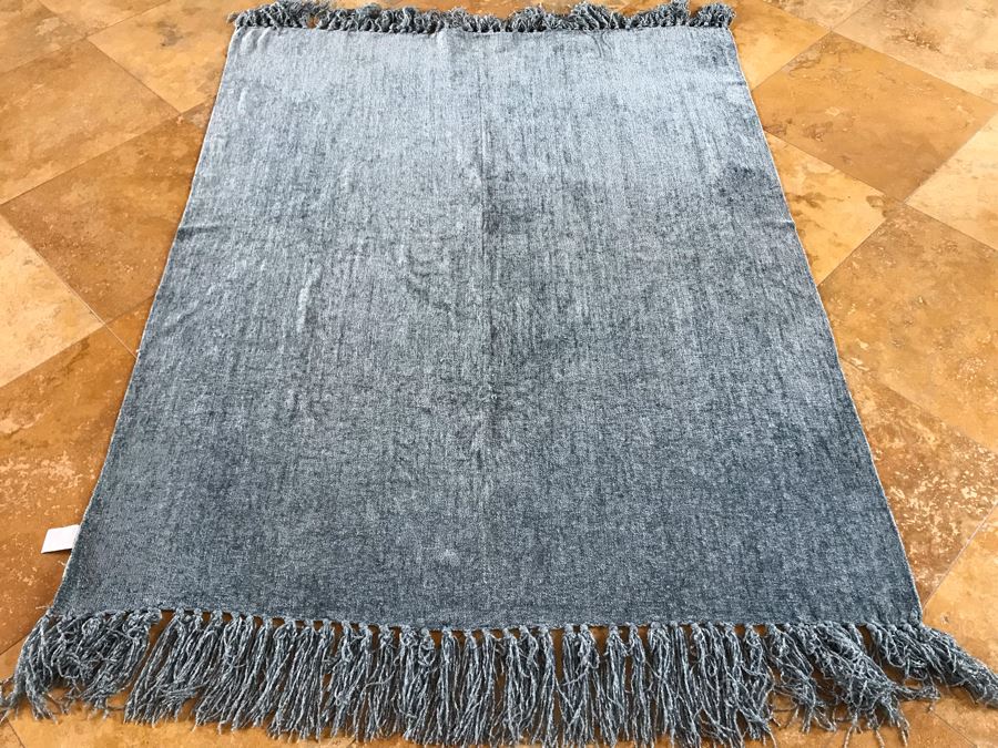 Blue Throw From Pier 1 Imports 50 X 60  [Photo 3]