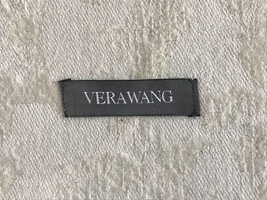 Vera Wang Throw 51 X 63 [Photo 3]