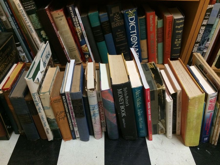 Huge Antique Store Book Lot [Photo 10]