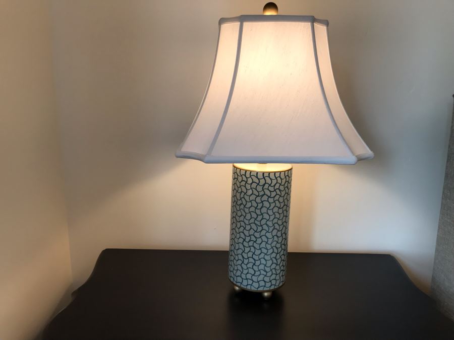 Pair Of Modern Painted Metal Chelsea House Table Lamps 30H Retails $570 [Photo 3]