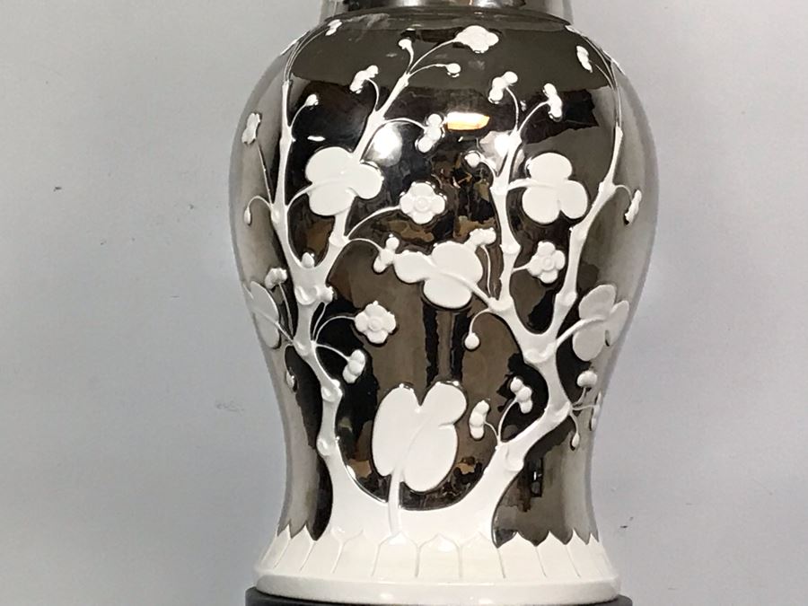 Stunning Vintage Silver And White Designer Table Lamp 33H [Photo 7]