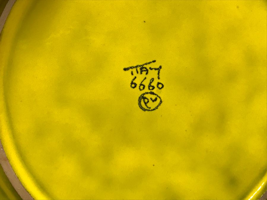 Vintage Italy PV Peasant Valley Italy Chartreuse Yellow Pottery China Apx 20 Pieces [Photo 13]