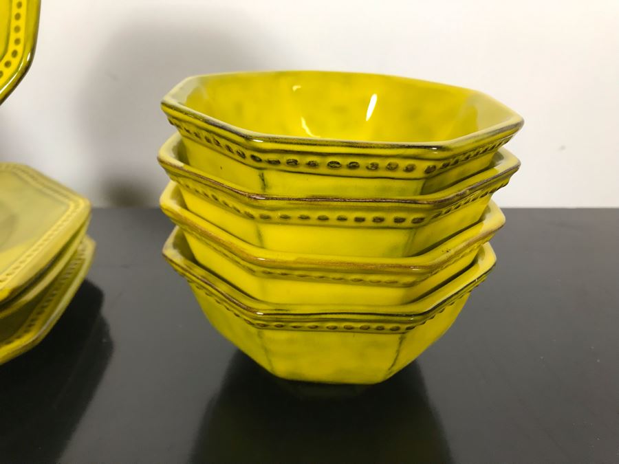 Vintage Italy PV Peasant Valley Italy Chartreuse Yellow Pottery China Apx 20 Pieces [Photo 7]