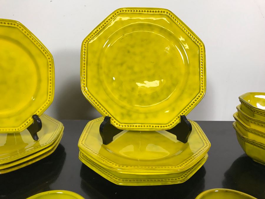 Vintage Italy PV Peasant Valley Italy Chartreuse Yellow Pottery China Apx 20 Pieces [Photo 6]