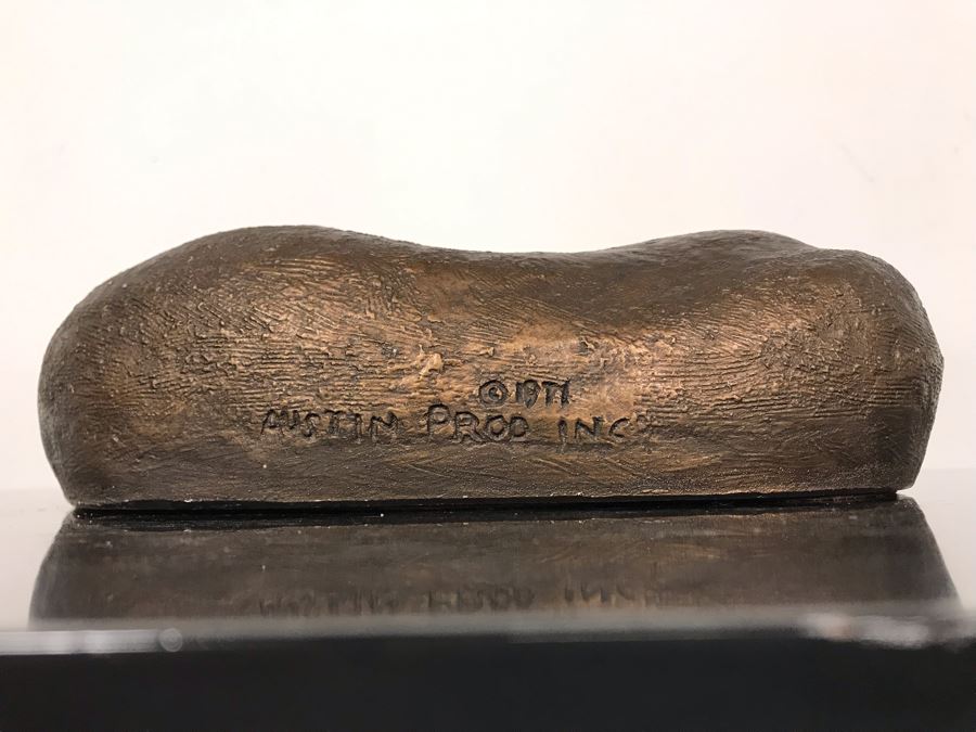 Vintage 1971 Austin Production Gold Plaster Sleeping Cat 11W X 11D X 3H [Photo 5]