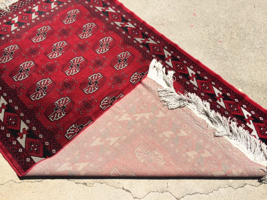 Red, Black & White Area Rug [Photo 4]