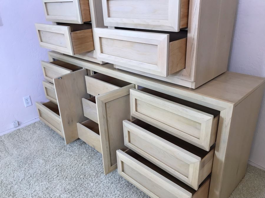 Thomasville Dresser Chest Of Drawers 74W X 18D X 30H With Pair Of Matching Nightstands 26W X 16D X 22.5H [Photo 15]