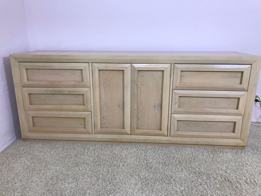 Thomasville Dresser Chest Of Drawers 74W X 18D X 30H With Pair Of Matching Nightstands 26W X 16D X 22.5H [Photo 5]