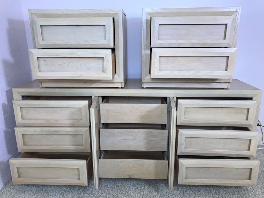 Thomasville Dresser Chest Of Drawers 74W X 18D X 30H With Pair Of Matching Nightstands 26W X 16D X 22.5H [Photo 13]