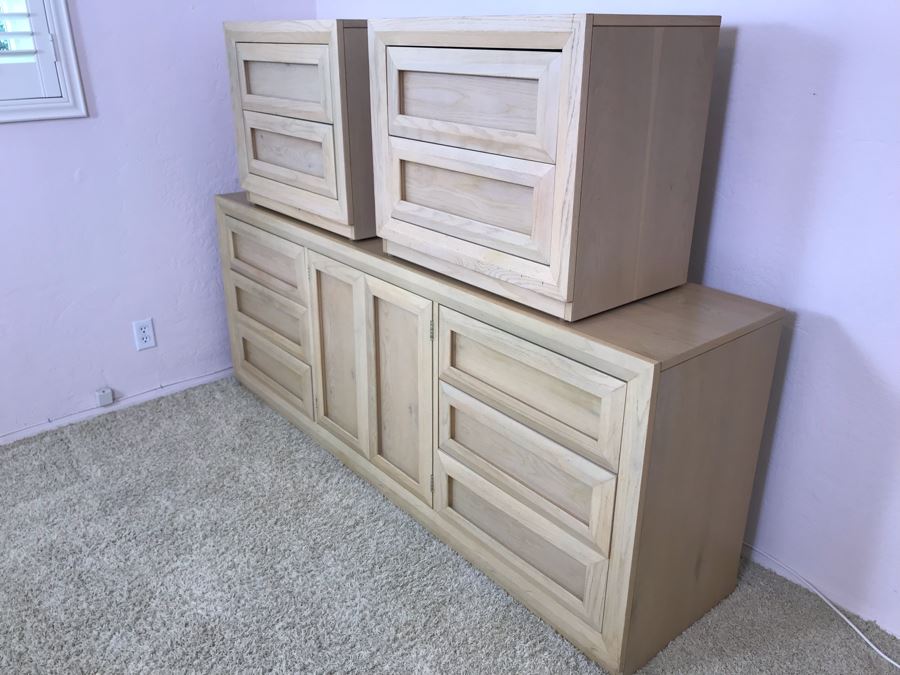 Thomasville Dresser Chest Of Drawers 74W X 18D X 30H With Pair Of Matching Nightstands 26W X 16D X 22.5H [Photo 3]