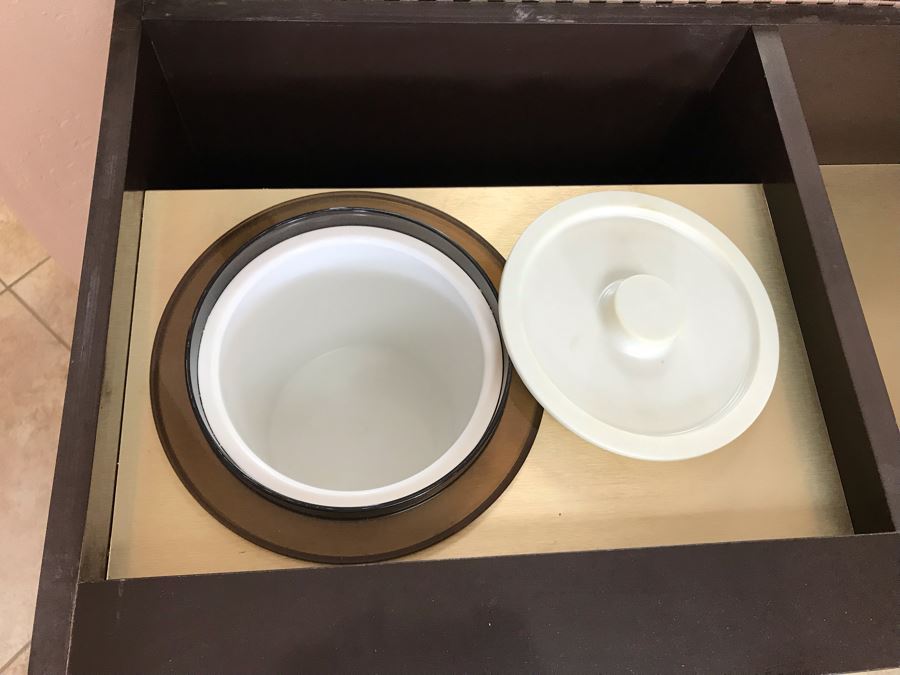 Pierre Cardin Vintage 1970s Mid-Century Modern Art Deco French Burl Walnut Buffet Bar With Built-In Ice Bucket And Hinged Mirror 'Environmental Collection' 55.5W X 20D X 30H [Photo 15]