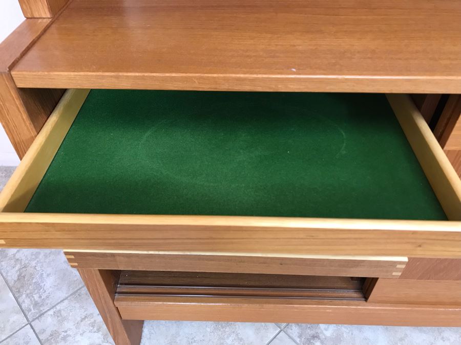 Danish Modern Teak Long Credenza Cabinet With Hutch 79W X 18D X 56.5H [Photo 14]