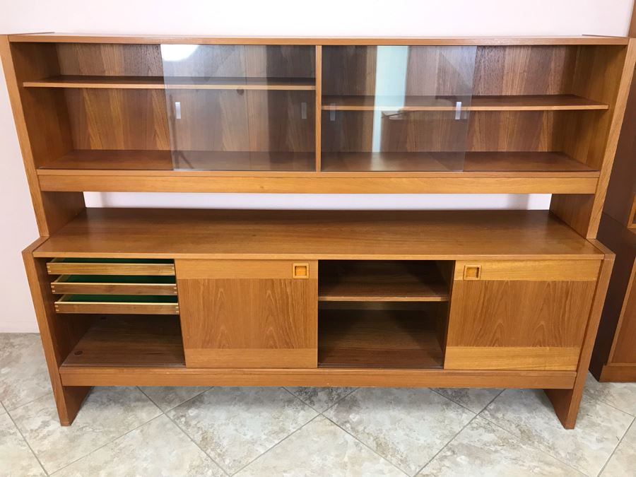 Danish Modern Teak Long Credenza Cabinet With Hutch 79W X 18D X 56.5H [Photo 9]