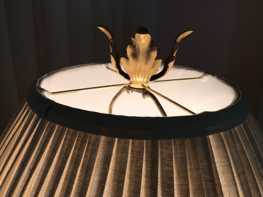 Large Metal Table Lamp [Photo 5]