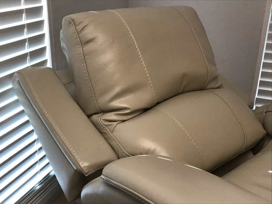 Like New Leather Electric Reclining Leather Chair With USB Port [Photo 8]