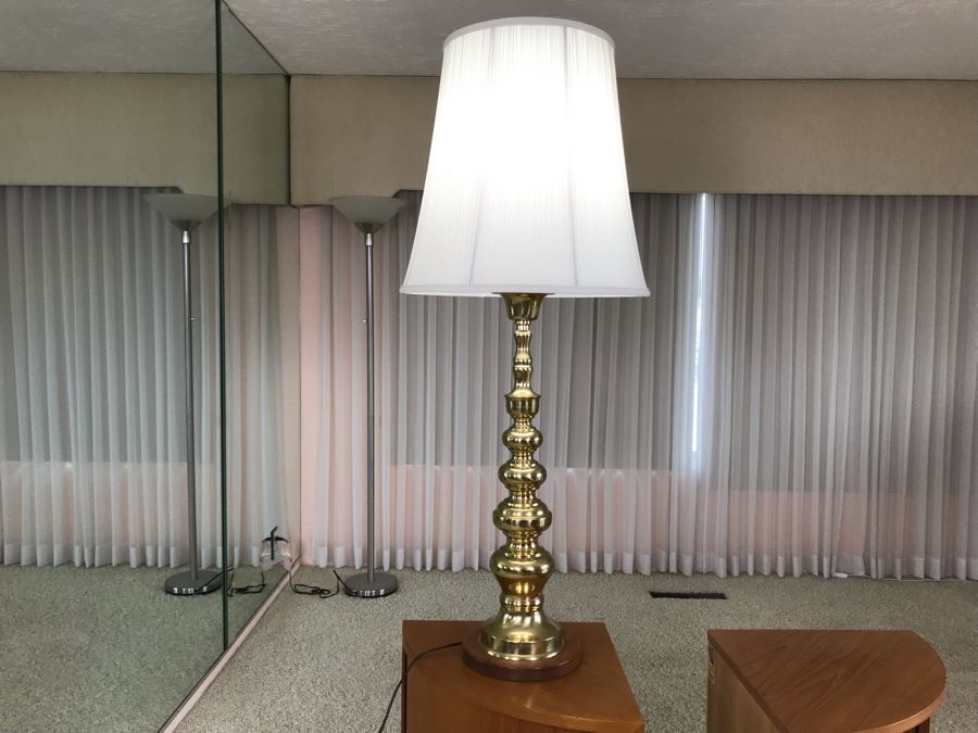 Large Brass Table Lamp With Wooden Base [Photo 1]