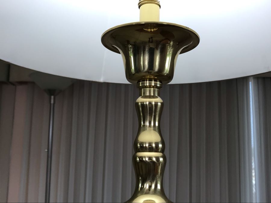 Large Brass Table Lamp With Wooden Base [Photo 6]