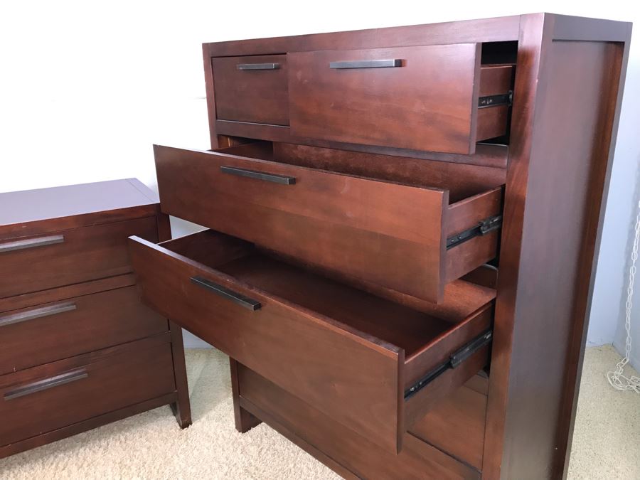 Pair Of Modern Dressers 3-Drawer Dresser And 6-Drawer Dresser By Casana [Photo 7]