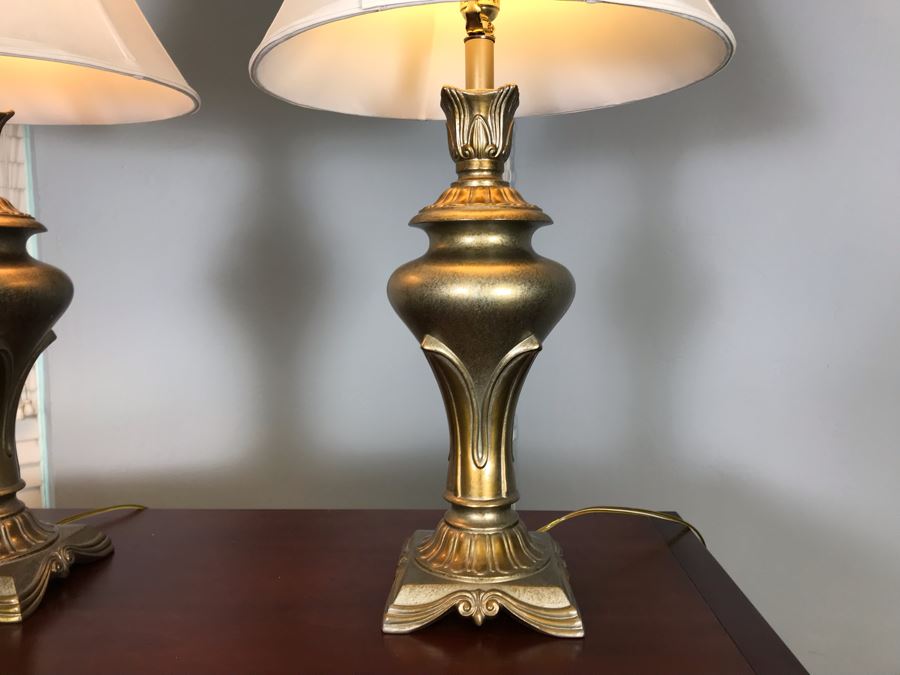 Pair Of Metal Table Lamps With Stiffel Shades 31H [Photo 4]