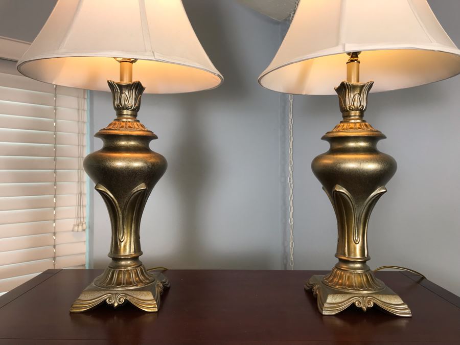 Pair Of Metal Table Lamps With Stiffel Shades 31H [Photo 3]