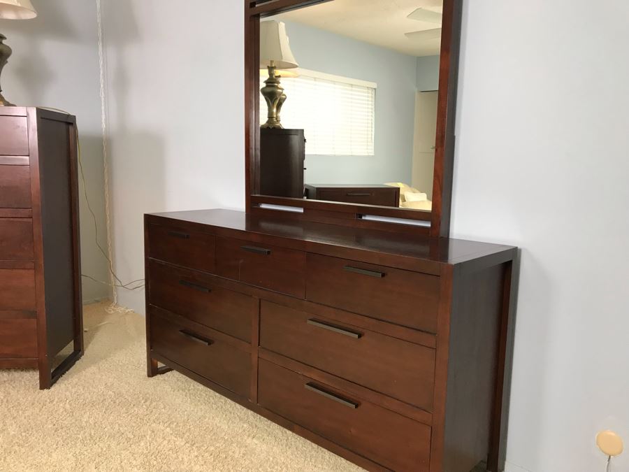 Modern 7-Drawer Dresser Chest Of Drawers With Mirror By Casana 66W X 19D X 33.5H (Mirror: 45W X 42H) [Photo 4]