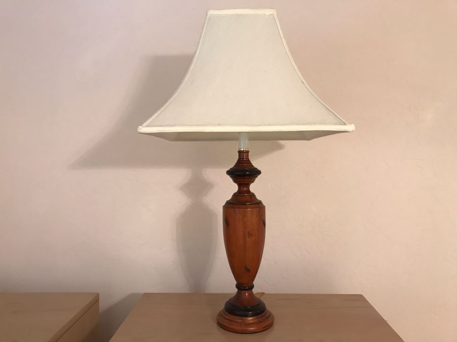 Wooden Table Lamp [Photo 3]