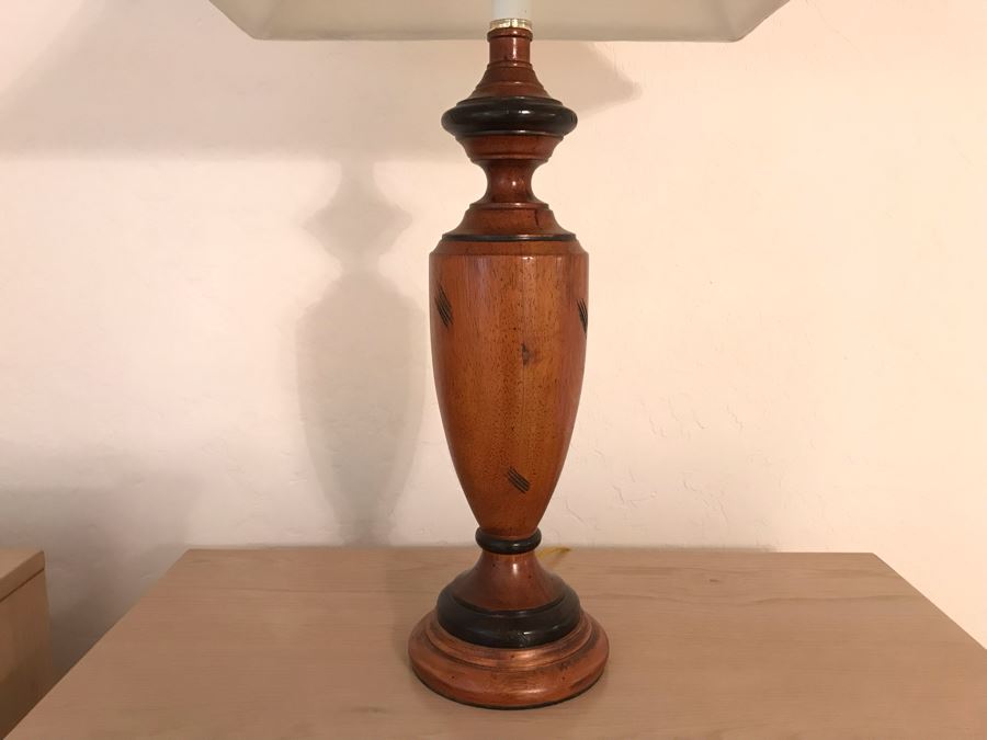 Wooden Table Lamp [Photo 4]