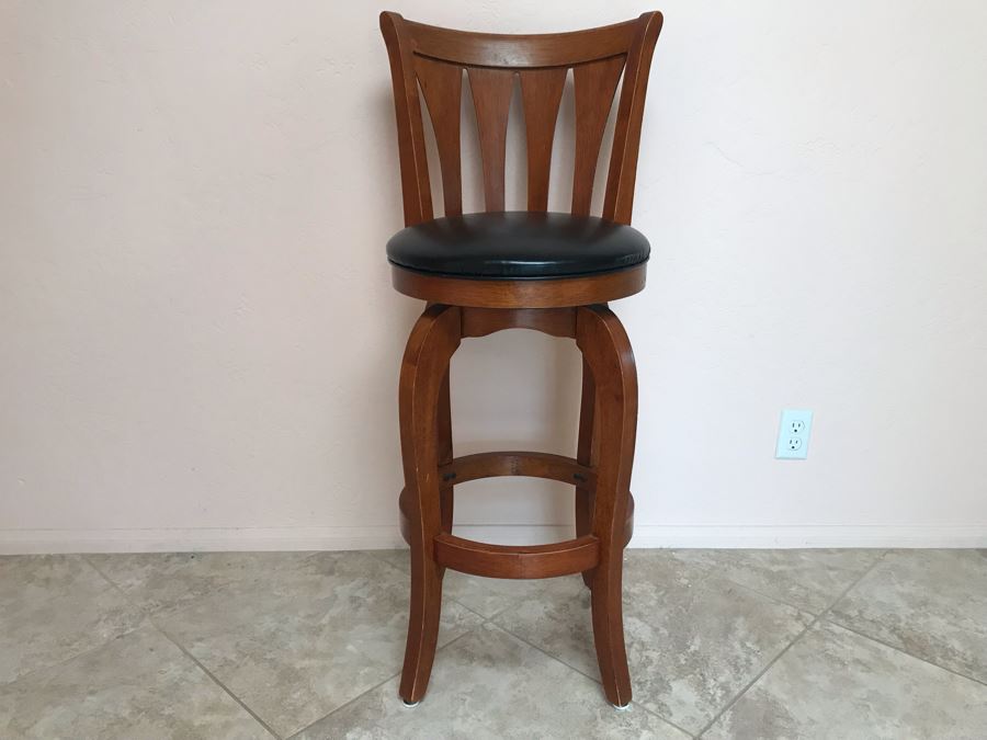 Wooden Swivel Bar Stool With Back [Photo 3]