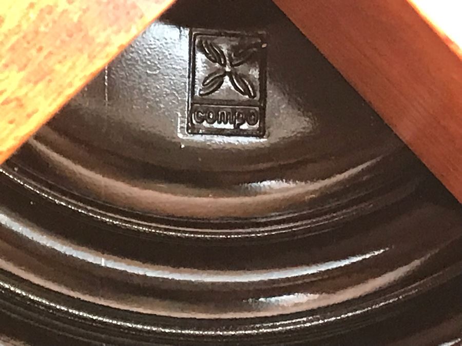 Wooden Swivel Bar Stool With Back [Photo 8]