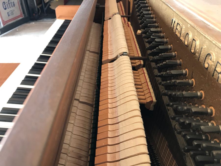 Melodigrand Upright Piano With Bench (Sounds Great / Well Maintained / Small Space) [Photo 13]
