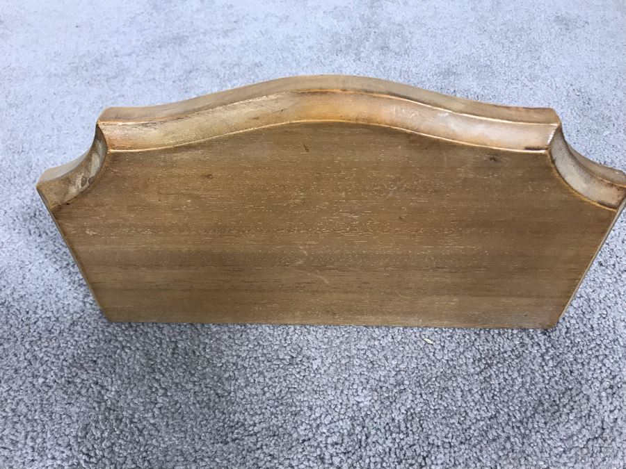 Italian Carved Wooden Wall Shelf With Shell Motif 13.5W X 7D X 10H [Photo 5]