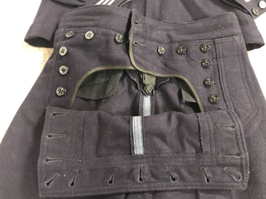 Old WWII NAVY Uniform U.S.S. Cheboygan County (LST-533), Name: Stone D.A., Service No. 380-576 [Photo 7]