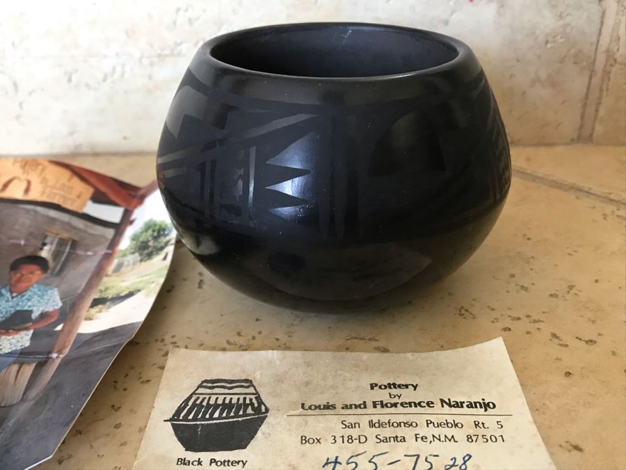 Signed Native American Black Pottery By Florence Naranjo San Ildefonso Pueblo Santa Fe, NM 4W X 3H