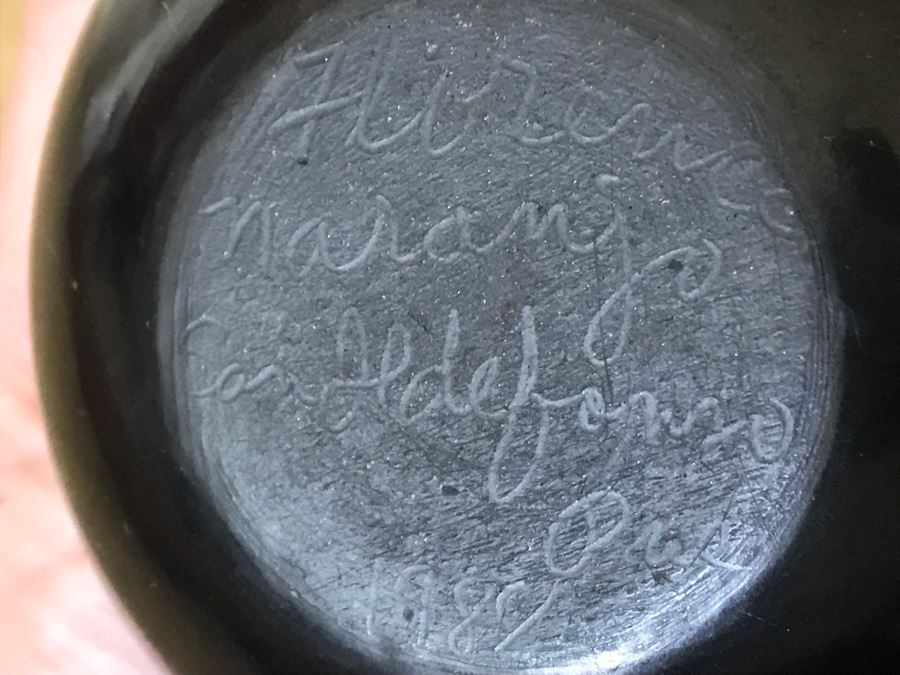 Signed Native American Black Pottery By Florence Naranjo San Ildefonso Pueblo Santa Fe, NM 4W X 3H [Photo 11]