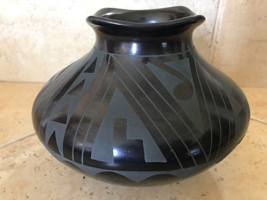Signed Native American Black Pottery By Geronimo Villalpando (Jeronimo) 7W X 5H [Photo 5]