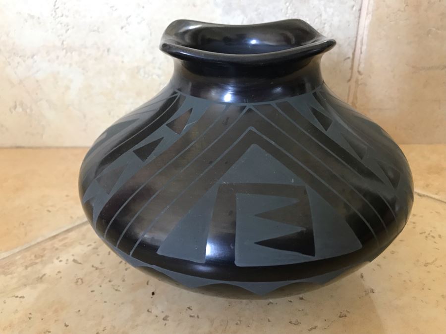 Signed Native American Black Pottery By Geronimo Villalpando (Jeronimo) 7W X 5H [Photo 7]