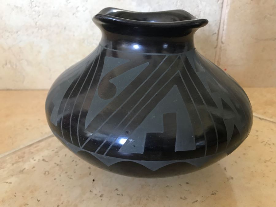 Signed Native American Black Pottery By Geronimo Villalpando (Jeronimo) 7W X 5H [Photo 8]
