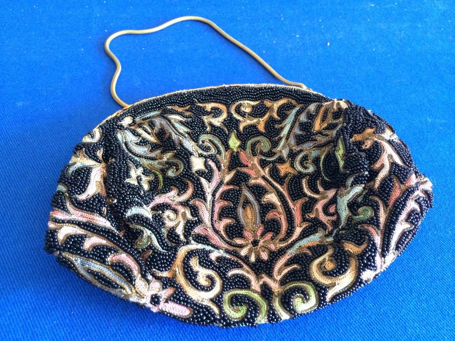 Vintage Black Beaded Purse Clutch - Very Detailed with Rose Enamel Ornamentation [Photo 10]
