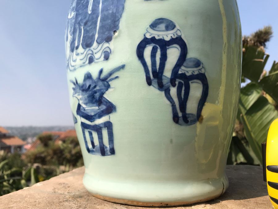 Large Antique Chinese Porcelain Jar Collected In Beijing China Crafted In Reign Of The Ch'ing Dynasty Emperor T'ung Chih (1861-1875) 17H X 9W [Photo 10]