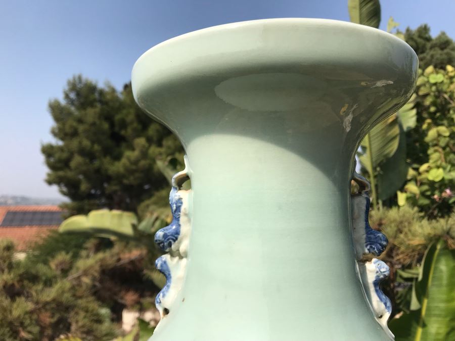 Large Antique Chinese Porcelain Jar Collected In Beijing China Crafted In Reign Of The Ch'ing Dynasty Emperor T'ung Chih (1861-1875) 17H X 9W [Photo 16]