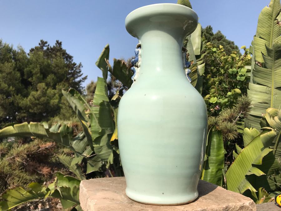 Large Antique Chinese Porcelain Jar Collected In Beijing China Crafted In Reign Of The Ch'ing Dynasty Emperor T'ung Chih (1861-1875) 17H X 9W [Photo 15]