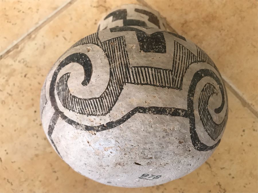 Early Native American Tularosa Black On White Pottery Pitcher With Handle (6 5/8'H - Neck Is 2 3/16'H) Appraised $300 In 1980s By Matt Thomas Tempe, AZ [Photo 15]