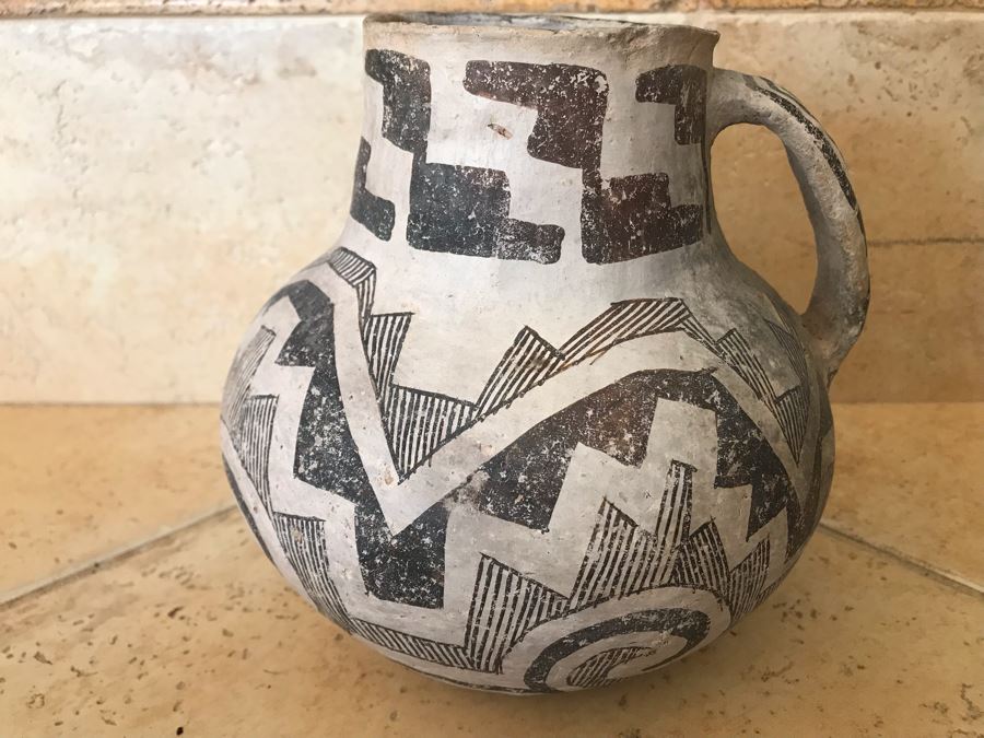 Early Native American Tularosa Black On White Pottery Pitcher With Handle (6 5/8'H - Neck Is 2 3/16'H) Appraised $300 In 1980s By Matt Thomas Tempe, AZ [Photo 5]