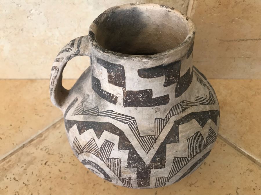 Early Native American Tularosa Black On White Pottery Pitcher With Handle (6 5/8'H - Neck Is 2 3/16'H) Appraised $300 In 1980s By Matt Thomas Tempe, AZ [Photo 3]
