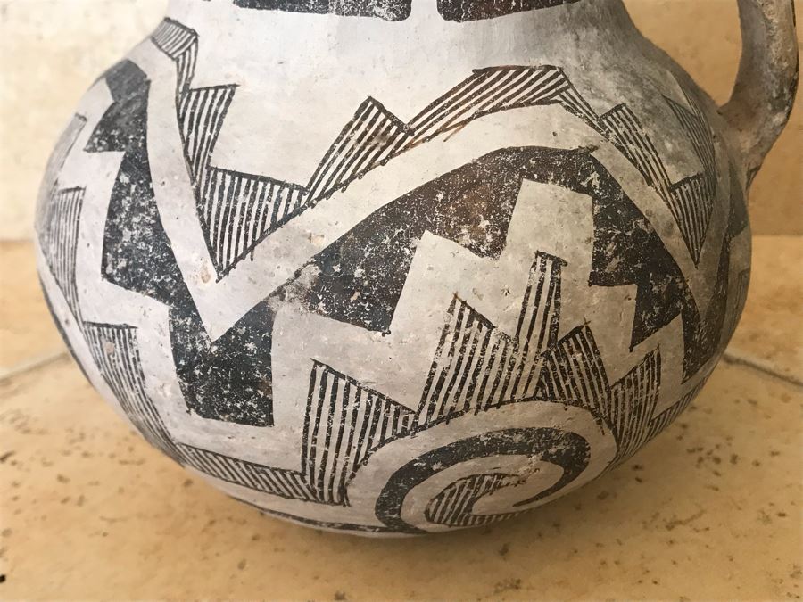 Early Native American Tularosa Black On White Pottery Pitcher With Handle (6 5/8'H - Neck Is 2 3/16'H) Appraised $300 In 1980s By Matt Thomas Tempe, AZ [Photo 7]